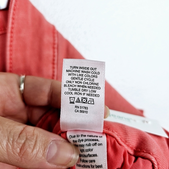 Maurices Slim Straight Ankle Mid Rise Super Stretch Jeans Pants NWT - Picture 11 of 11